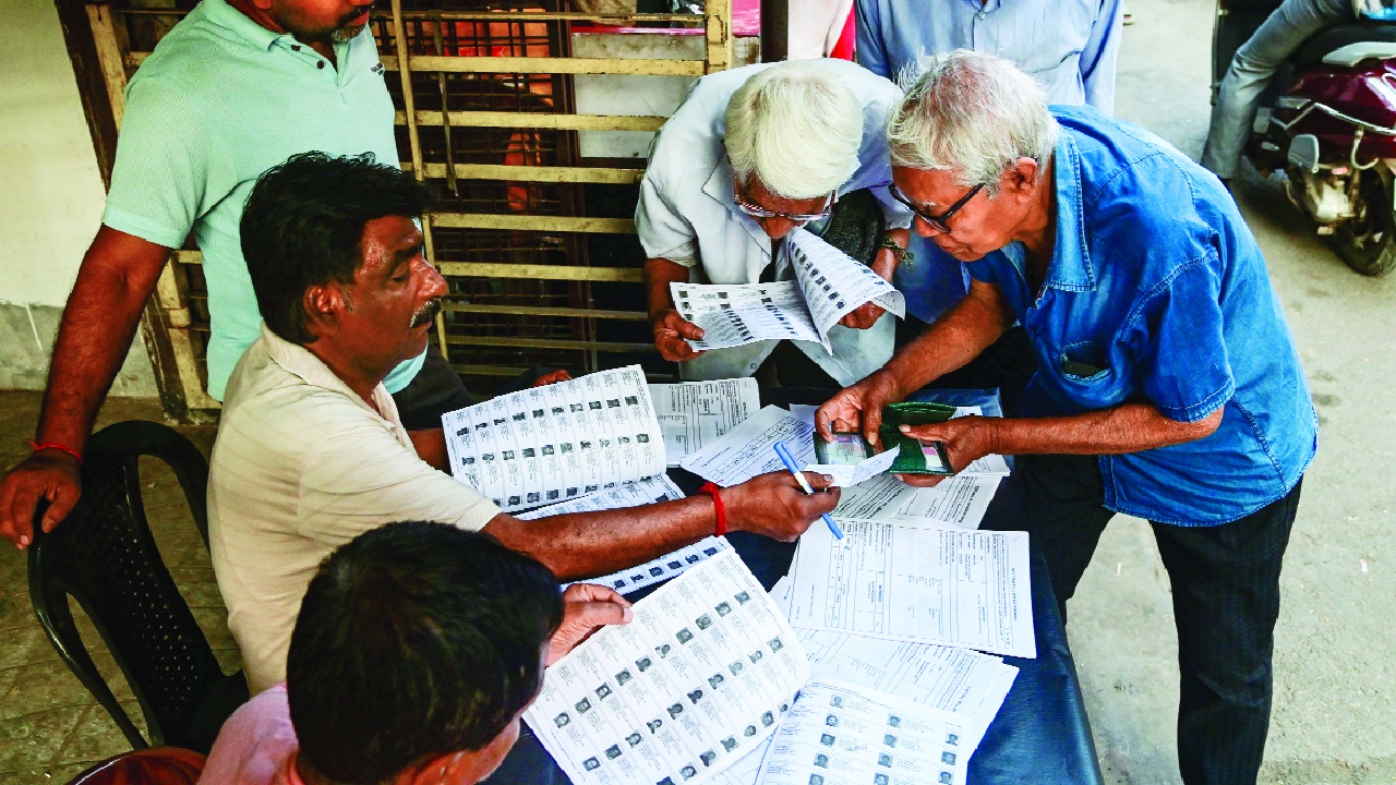West Bengal: ECI releases final list; 63 lakh voters deleted