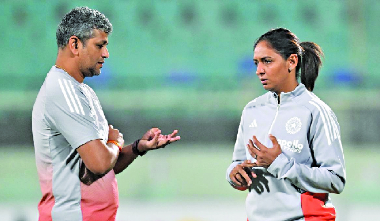 Women’s team working hard to improve fielding: Muzumdar