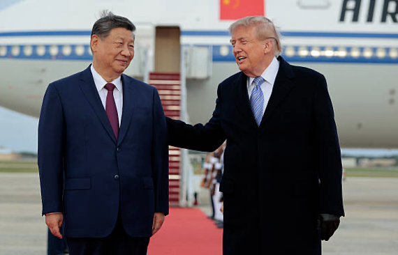 Xi is wrapping his visit to Washington with a peek at the Constitution and Bill of Rights