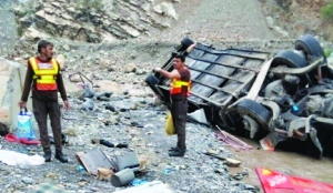 11 killed after van plunges into gorge in northwest Pakistan