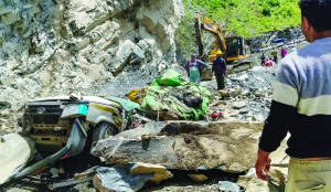 13 killed in Himachal boulder tragedy