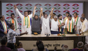 18 former IAS, IPS officers, lawyers, leaders from various parties join Uttar Pradesh Congress