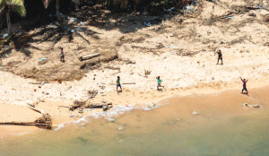 7.6-magnitude quake hits South Pacific ocean