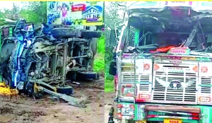 8 killed, 32 injured in MP highway crash