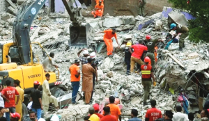 8 women killed in Pak roof collapse