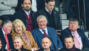 Alex Ferguson special guest as Hearts wins to extend lead