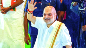 Amit Shah sounds poll bugle in Kerala, rakes up Sabarimala, PFI
