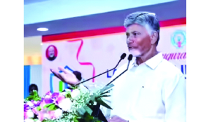 Andhra CM visits Singapore to boost investments