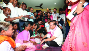 Assam CM visits flood-hit Golaghat, reviews relief operations
