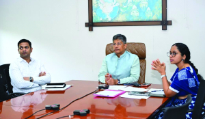 Assam minister Hazarika reviews fertiliser availability