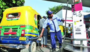 Auto, taxi bodies threaten strike over fuel price rise