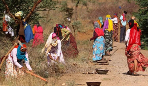 Average MGNREGS workdays fell to 43 in FY26, lowest in decade: Govt