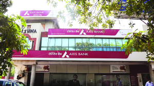Axis Bank chases to recover INR 66,338 cr from defaulters, files 3,209 cases