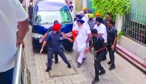 Badal injured in Nanded attack