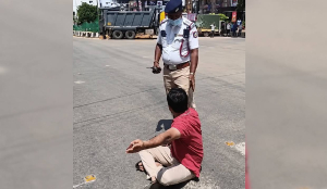 Bengaluru man blocks Governor’s convoy over traffic delay with pregnant wife