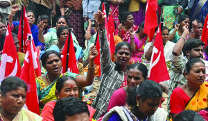 Bengaluru street vendors call for strike over ongoing eviction drive
