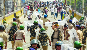 Bihar cop suspended for firing AK-47 at Siwan student protest