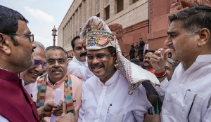 BJP greets Pradhan with 'Zindabad' slogans; grave insult to youth, says Congress
