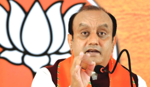 BJP seek Rahul’s apology over shirtless protest