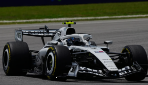 Bottas cycles 320 km from Sepang to Singapore ahead of F1 race