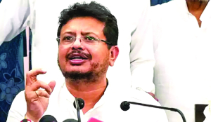 Calcutta HC refuses interim order on LoP naming