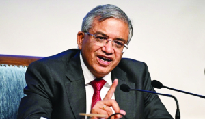 CEC Gyanesh Kumar interacts with BLOs, hails them for ground efforts