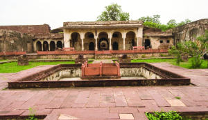 Centuries-old cannon in MP vanishes in daring midnight raid