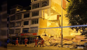China Earthquake kills 2, thousands evacuated