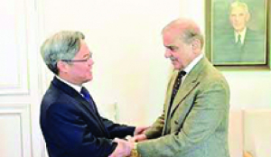 Chinese envoy calls on Pak PM Shehbaz, discusses bilateral ties