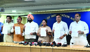 CM-reduces-official-convoy-to-60-percent