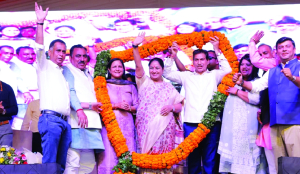 CM Rekha launches Rs 100 cr projects in Dwarka for roads, drainage, power