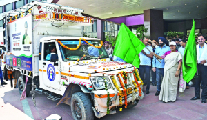 CM Rekha rolls out 13 mobile heat relief units