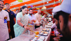 CM Rekha visits Kanwar camps in Mayapuri, Pitampura