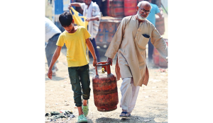 CM Siddaramaiah seeks Centre’s help over LPG crisis