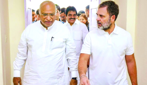 Congress summons Kerala leaders to Capital amid CM decision delay