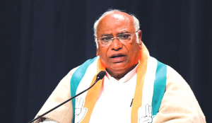 Congress top brass discusses poll strategy with TN leaders