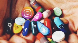 Connected yet alone: The reality of modern friendships