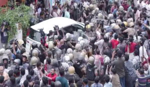 CPI(M) workers allegedly damage ED vehicles during protest outside Pinarayi Vijayan’s Residence