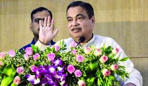 Crisis of credibility biggest problem in media sector, says Nitin Gadkari