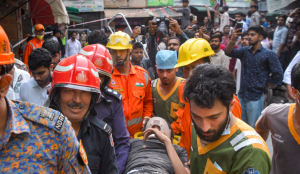 Delhi building collapse: 6 dead, 11 rescued from Satya Niketan debris