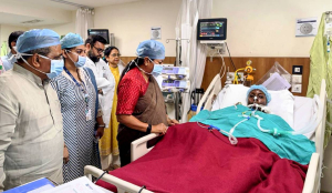 Delhi CM Rekha Gupta visits Max Saket Hospital, reviews treatment of Malviya Nagar fire victims