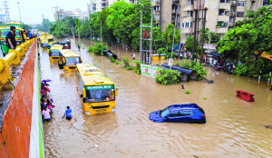 Delhi drowns as rains lash north India