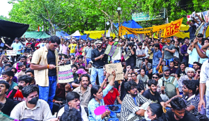 Delhi Police debunks 15 ‘fake news’ claims amid CJP protest