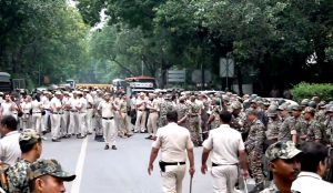 Delhi Police expect 7,000 protesters at Jantar Mantar, impose traffic, metro and internet curbs