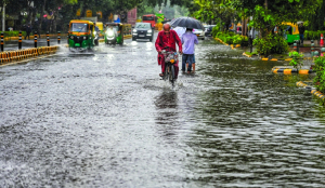 Delhi waterlogged after heavy rain, NH-48 inundated