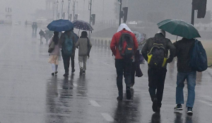 Delhi Weather Alert: IMD Issues Orange Warning for Thunderstorms, Dust Storm Likely