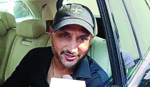 Despite AAP criticism over Video, Harbhajan shares another clip, Party slams ex-cricketer