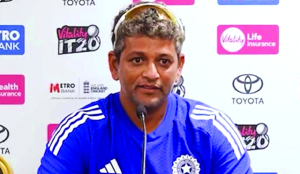 Difficult to replace Amanjot Kaur: Amol Muzumdar