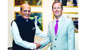 Dinesh Trivedi gets Cabinet rank tag