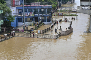 Downstream areas on alert as Ganga water level rises in Patna; 19 lakh affected by floods in Bihar